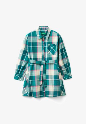 Robe à manches longues à carreaux turquoise, blanc et rose, avec col, boutons devant, poche poitrine et ceinture en tissu assorti nouée à la taille.
