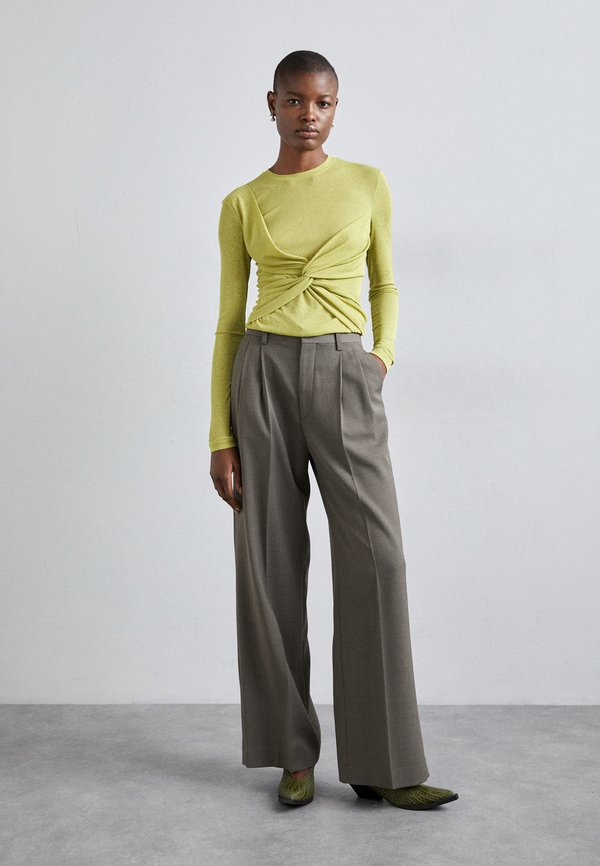 IZOLDA - Long sleeved top - pistachio3