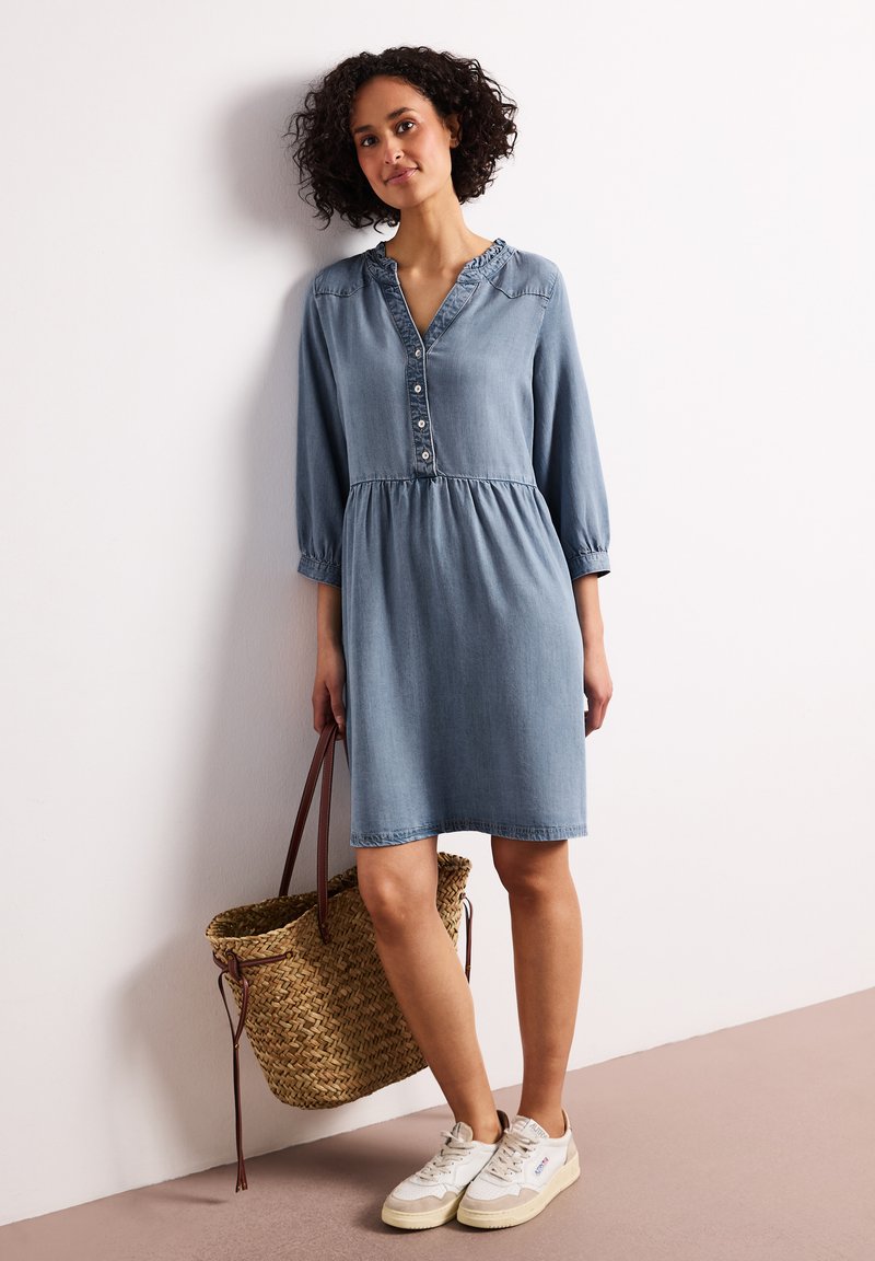 Saint Laurent Overshirt Sahariana in Denim Effetto Vintage donna - Outlet