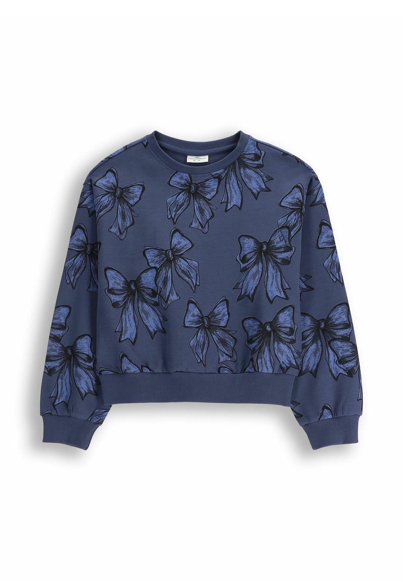 Granatowy, krótki sweter dresowy w kwiatowy wzór z kokardą, z długimi rękawami, okrągłym dekoltem oraz ściągaczami przy mankietach i u dołu.