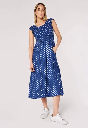 POLKADOT SMOCKED MIDI - Vestido informal - blue