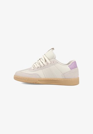 White sneaker with beige suede and mesh accents, rubber sole, perforated side panel, and lavender heel detail. Laces in front, streamlined design.