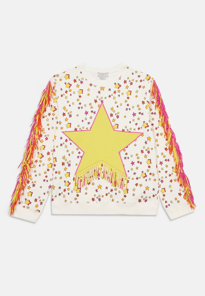 Kremfarget sweatshirt med en stor gul stjerne og fargerike stjerne mønstre; har rosa og oransje frynser på ermene; myk stoff.