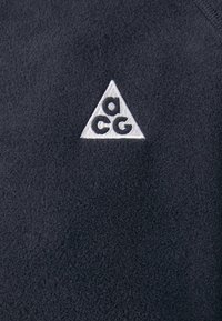 Thumbnail Image 6