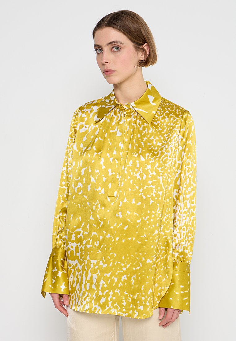 Roksanda Blouse goudkleurig