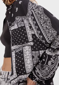 Bershka Košilová halenka  - black