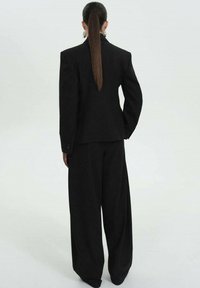 Mango GRACE - Blazer - black