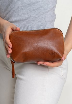 ELI - Wash bag - honey brown