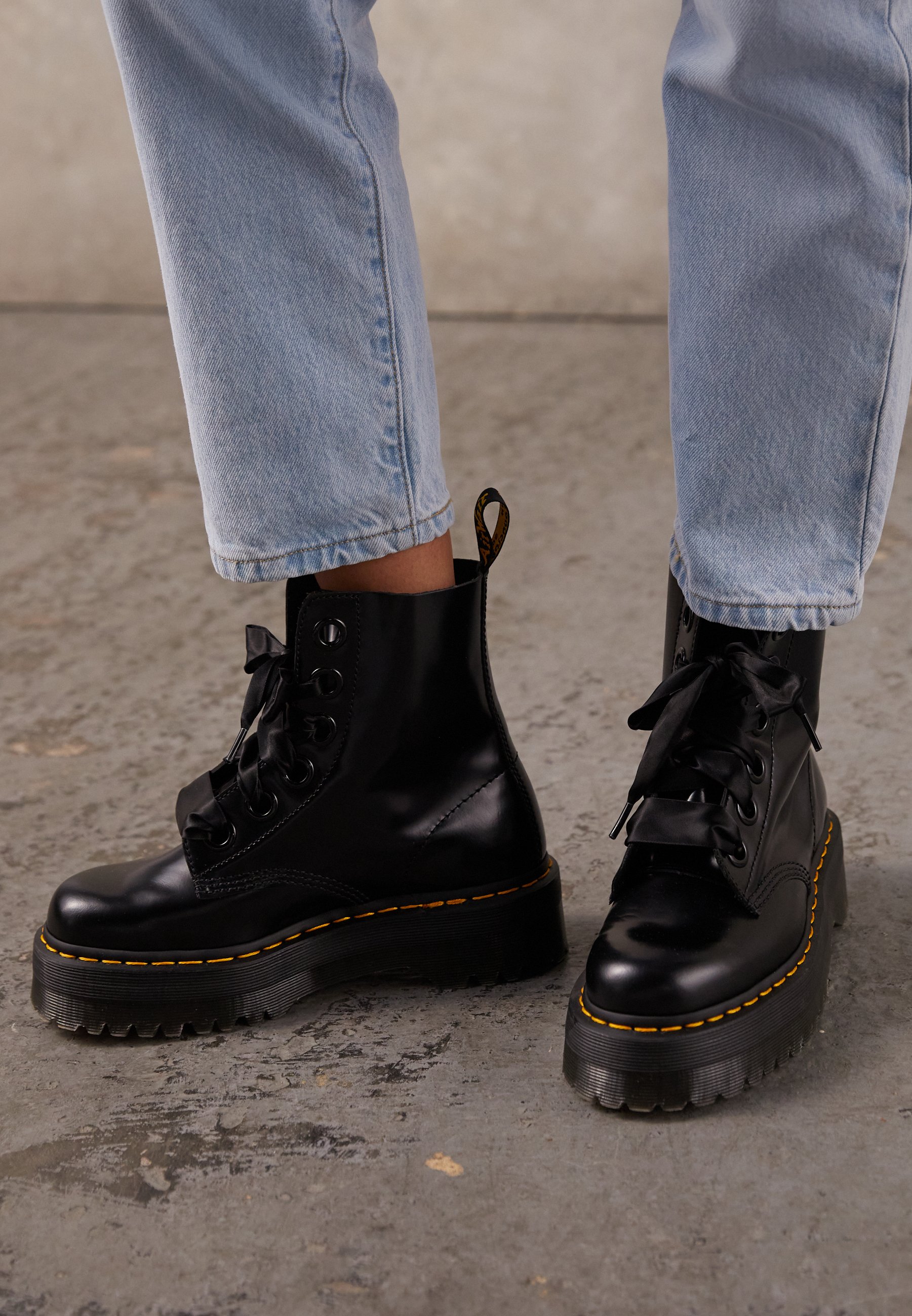 Dr. Martens Sophia ブラックUK5 Dr. Martens Dr. Martens Platform boot - Botine cu platformă