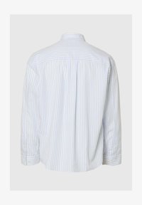 Wybrany, cashmere blue