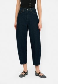 LIU JO HIGH-RISE CROPPED - Laisvo kirpimo džinsai - dark blue