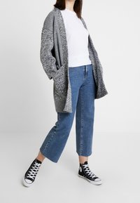 VILA Tunn jacka - mottled grey