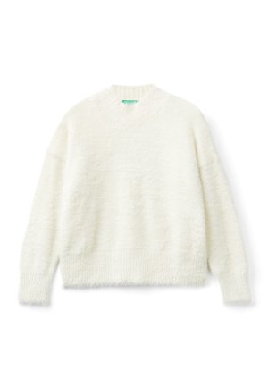Maglione bianco morbido a maniche lunghe con collo rotondo e polsini e orlo a coste, mostrato su sfondo bianco semplice.