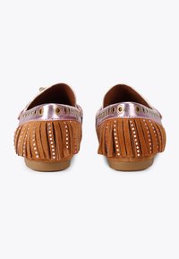 Kurt Geiger London TASSEL FRINGE - Scarpe senza lacci - tan comb