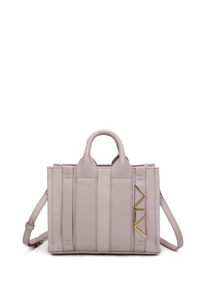 Sac à main en cuir rose avec une forme structurée, doté de deux poignées supérieures, d'une bandoulière amovible et d'accents en métal doré.