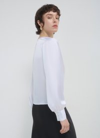 Calliope CROISÉ AVEC CEINTURE - Camicetta - blanc