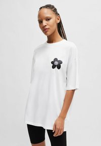 HUGO T-shirts print - white