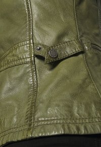 Oakwood Skinnjacka - khaki