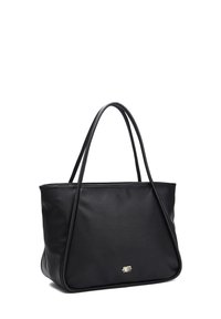 Borsa tote nera in pelle con texture liscia, forma allungata, doppi manici e sottile logo dorato sul davanti. Cuciture a contrasto lungo i bordi.