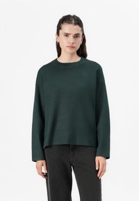 Vero Moda VMSILJE O-NECK BOXY - Pulover - pine grove