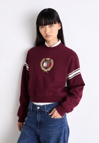 Tommy Jeans Traperice opuštenog kroja - denim dark