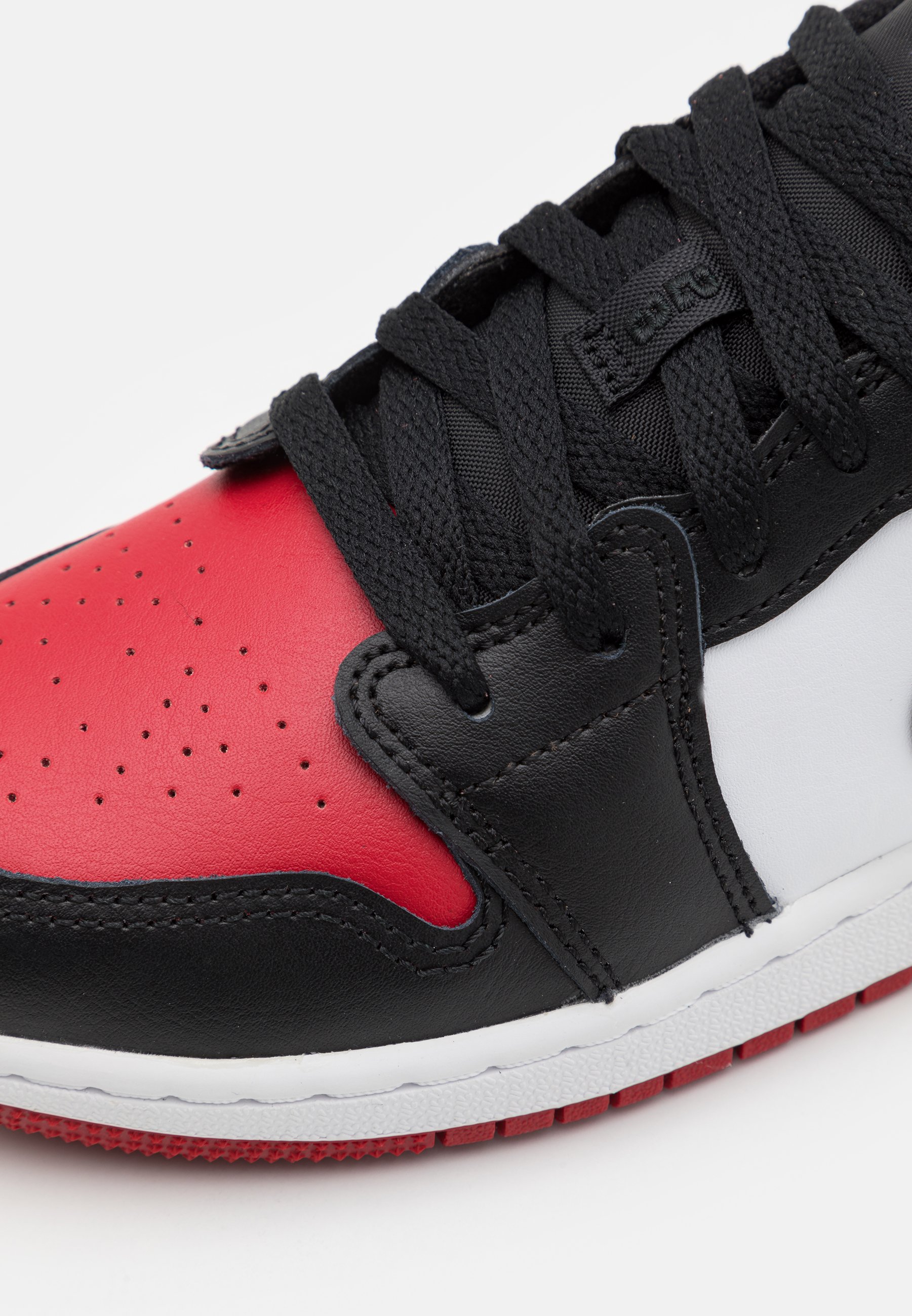 Jordan AIR 1 LOW UNISEX - Basketball shoes - gym red/white/black/red -  Zalando.co.uk