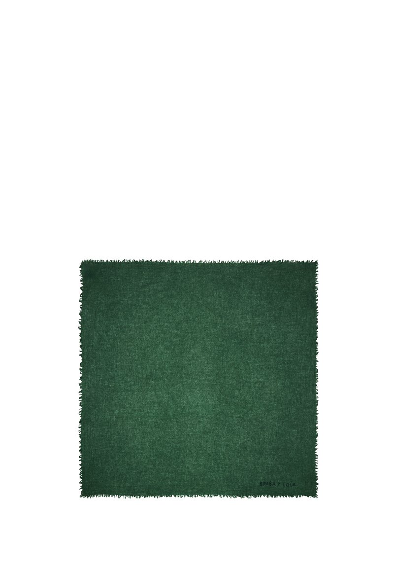 Ciemnozielony koc z mieszanki wełny z frędzlami i teksturowanym wykończeniem. Posiada subtelne logo w dolnym prawym rogu.