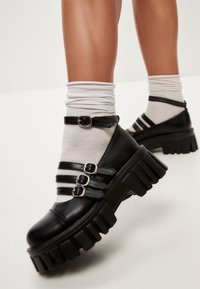 Cesare Gaspari Slip-ins - black