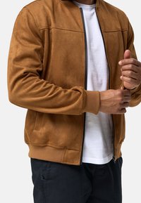INDICODE JEANS Giacca in similpelle - light brown