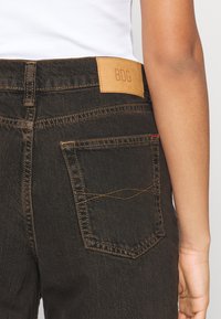 BDG Urban Outfitters Jeans relaxed fit - brown