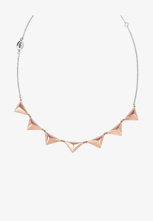 Rosaguld halskæde med en række af triangulære metalaccentuer, forbundet af en sølvkjede. Designet er geometrisk og poleret.