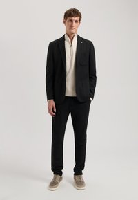 Dstrezzed Blazer - raven