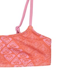 Oranžový bikiny top s ružovými geometrickými vzormi, nastaviteľnými ramienkami a hladkým, elastickým materiálom. Navrhnutý pre pohodlie a správne padnutie.