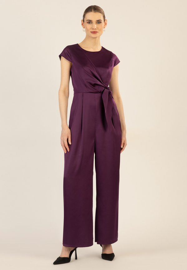 OVERALL - Jumpsuit - pflaume