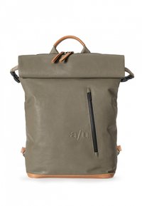 Unselected, fallen rock