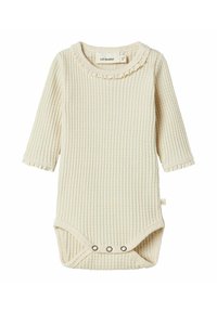 Beige ribbet langærmet bodystocking med en flæset halsudskæring og trykknapper forneden. Blød tekstur og tætsiddende design til spædbørn.