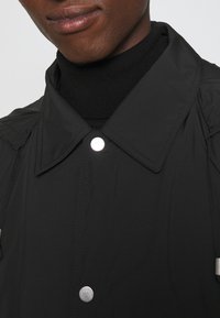 HUGO Regnjacka - black