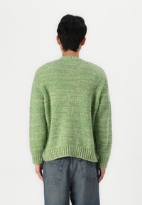 Jack & Jones JORWINTER SPACE - Pullover - lima bean green