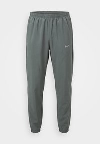 Επιλέχθηκε, smoke grey