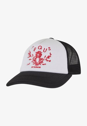 Valge ja must trucker-kate, millel on ümar sirm, esiosal punane brodeeritud tekst ja dekoratiivne disain. Võrgust tagaosa.