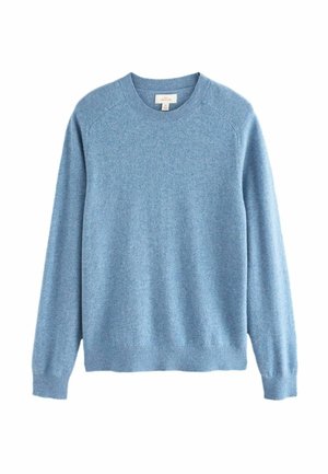 Lyseblå sweater lavet af blødt strikstof, med en rund halsudskæring, lange ærmer og ribbede manchetter og kant. Glat tekstur uden mønstre.