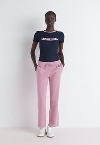 GAP HERITAGE - Teplákové kalhoty - lilas pink