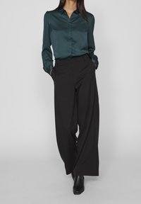 VILA Blus - dark green