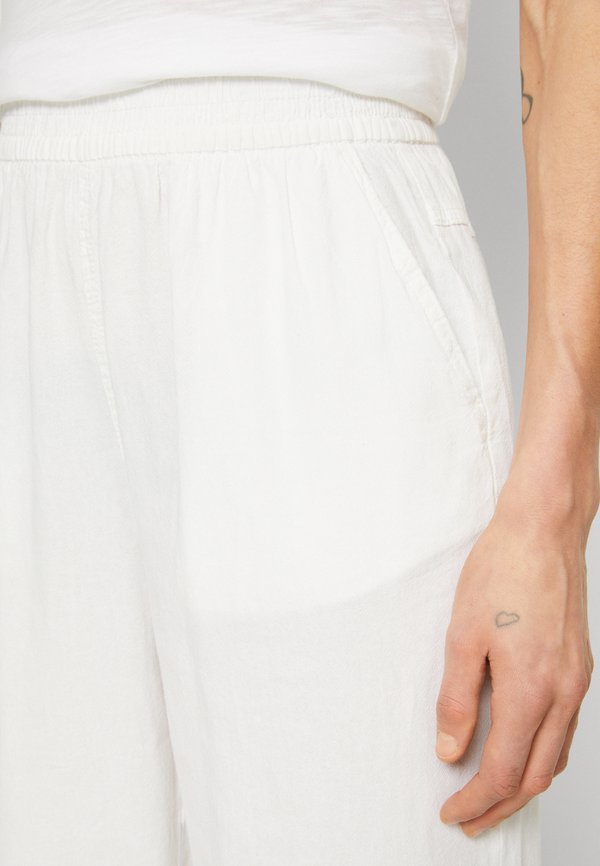 KANAYA - Trousers - chalk4