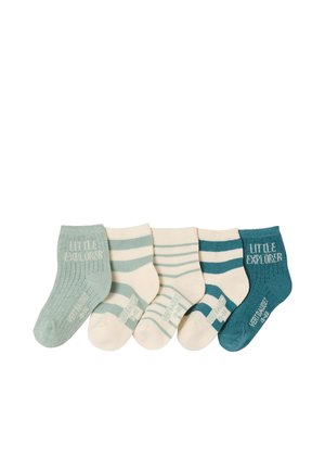 Fünf Paar Kleinkind-Socken in sanften Türkis- und Cremetönen, mit Streifen und dem Schriftzug "KLEINER ENTDECKER" auf zwei Paaren.