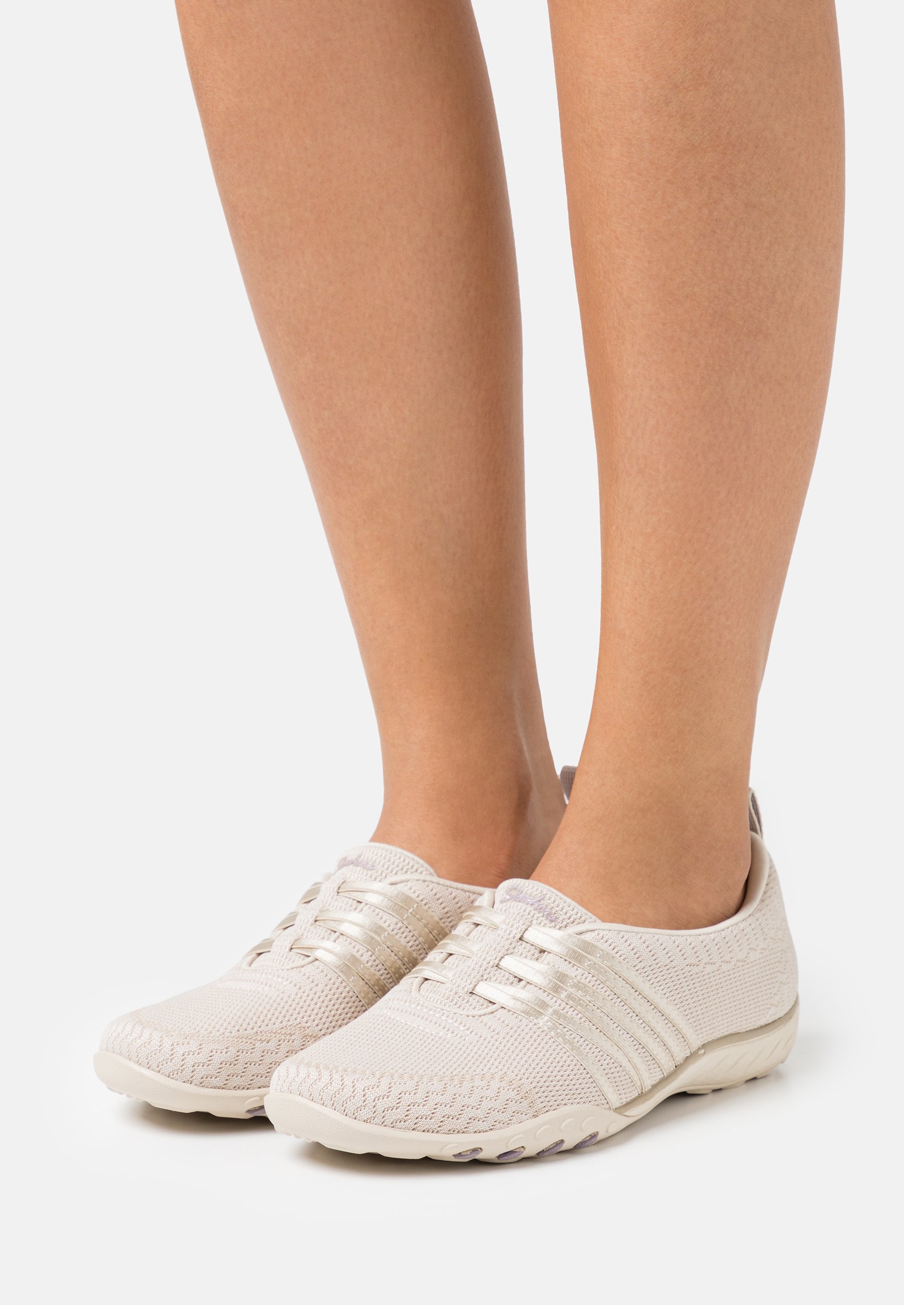 breathe easy skechers