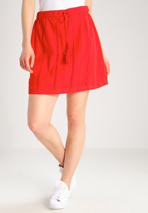 Minijupe - red