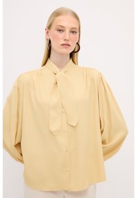 adL WITH TIE DETAIL - Overhemdblouse - yellow