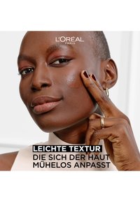 L'Oréal Paris PERFECT MATCH SERUM - Fond de teint