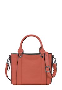 Sac à main en cuir corail avec deux poignées, bandoulière amovible et accents métalliques. Présente une texture lisse et une forme structurée.